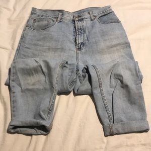 Mom Jean light wash